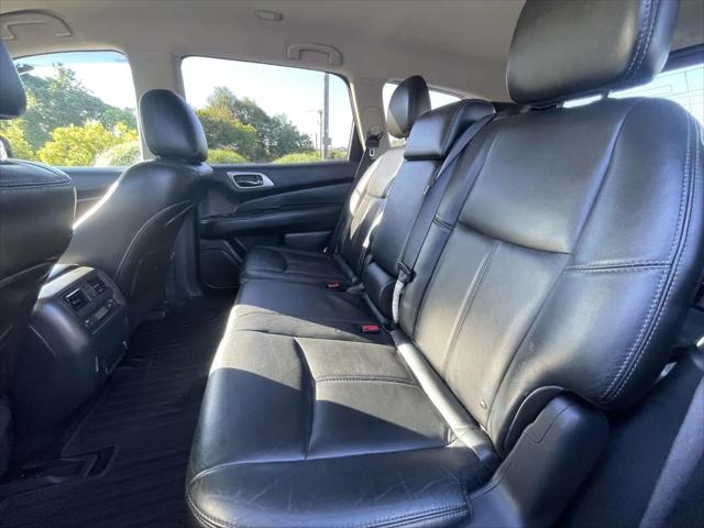 2014 Nissan Pathfinder SL