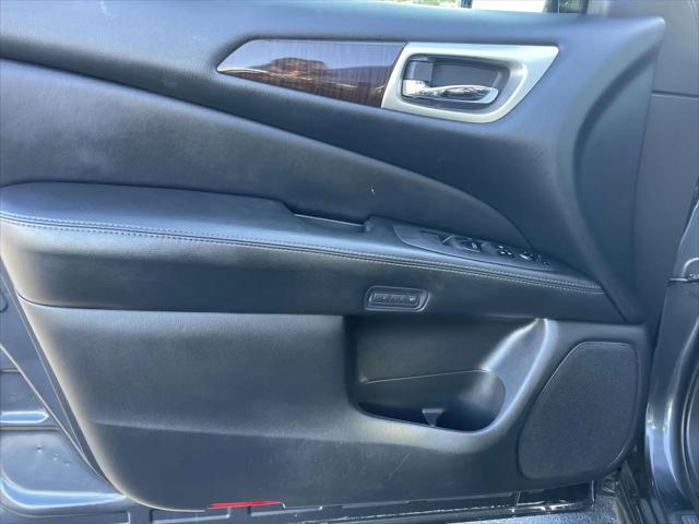 2014 Nissan Pathfinder SL