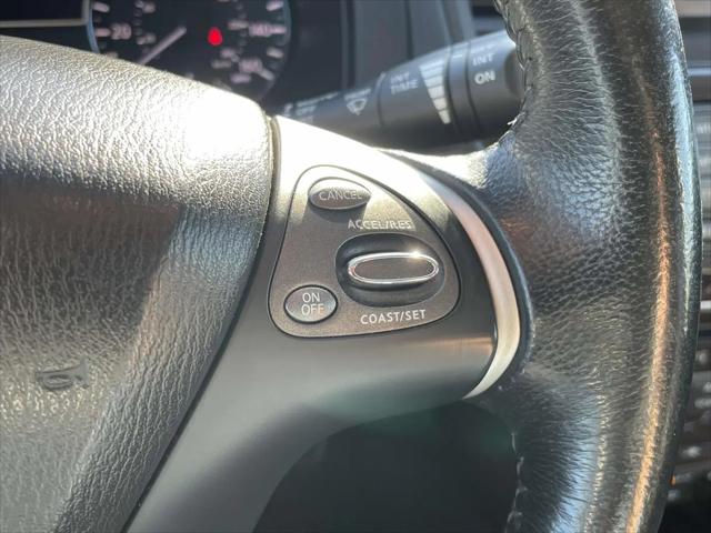 2014 Nissan Pathfinder SL