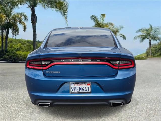 2022 Dodge Charger SXT RWD