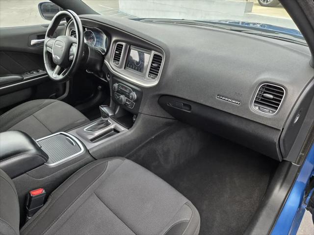 2022 Dodge Charger SXT RWD