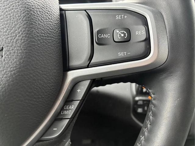 2023 Ram 1500 Big Horn Crew Cab 4x4 5'7" Box
