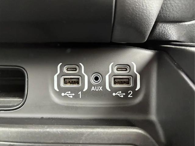 2023 Ram 1500 Big Horn Crew Cab 4x4 5'7" Box