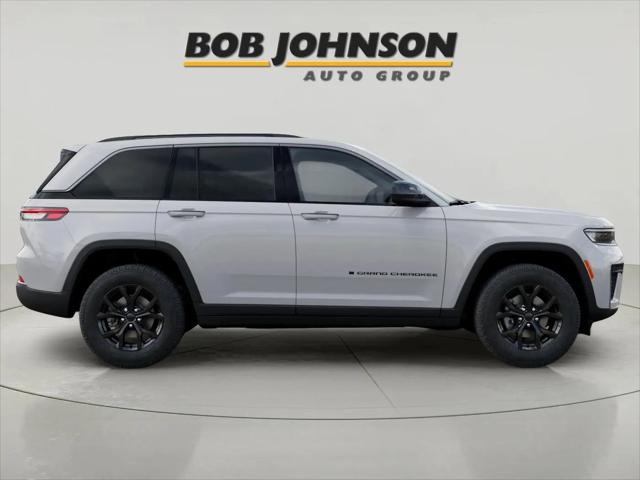 2026 Jeep Grand Cherokee Altitude 4x4