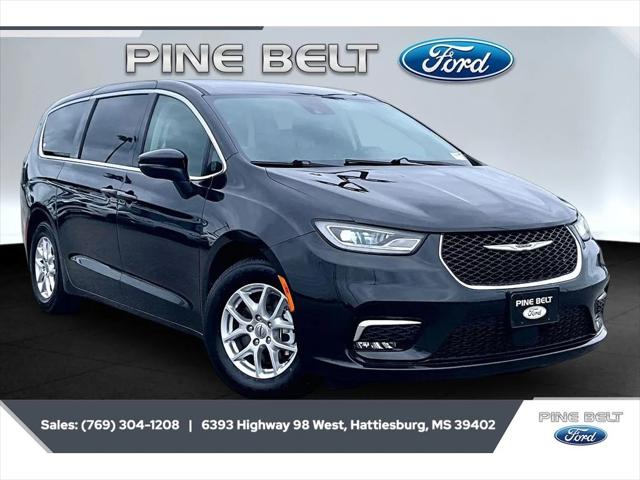 2023 Chrysler Pacifica Touring L for sale in Hattiesburg, MS