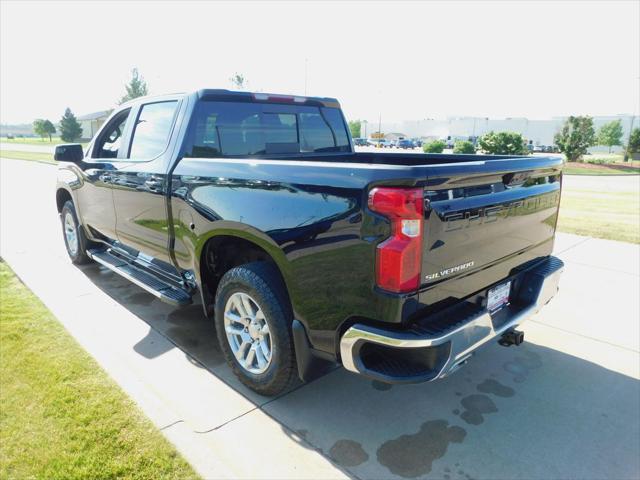 2023 Chevrolet Silverado 1500 4WD Crew Cab Standard Bed LT