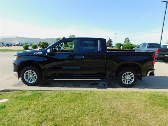 2023 Chevrolet Silverado 1500 4WD Crew Cab Standard Bed LT