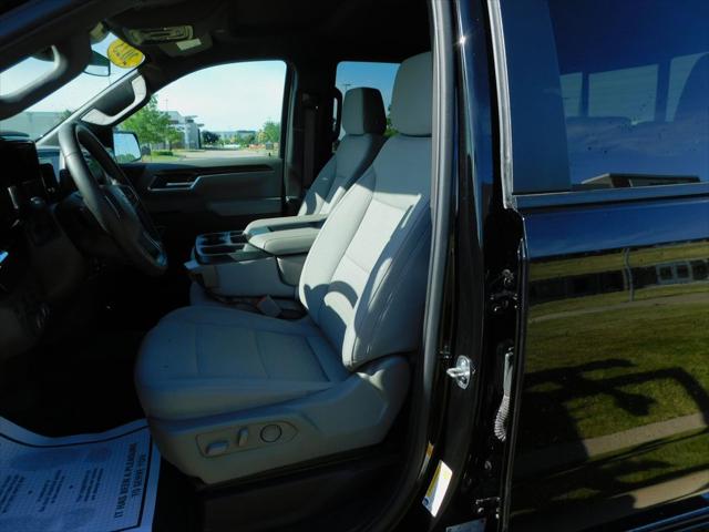 2023 Chevrolet Silverado 1500 4WD Crew Cab Standard Bed LT