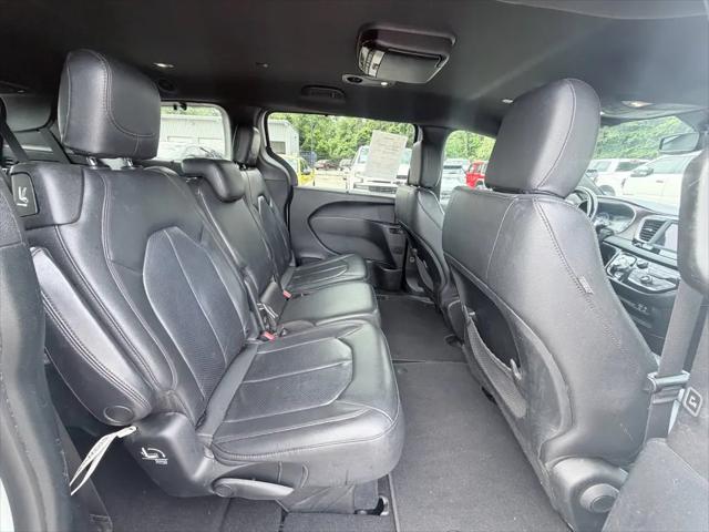 2020 Chrysler Pacifica 35th Anniversary Touring L