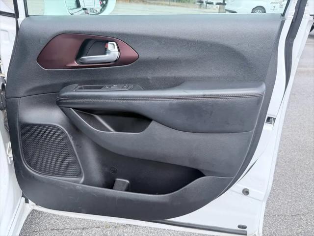 2020 Chrysler Pacifica 35th Anniversary Touring L