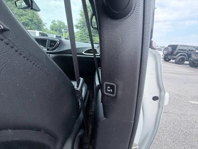 2020 Chrysler Pacifica 35th Anniversary Touring L