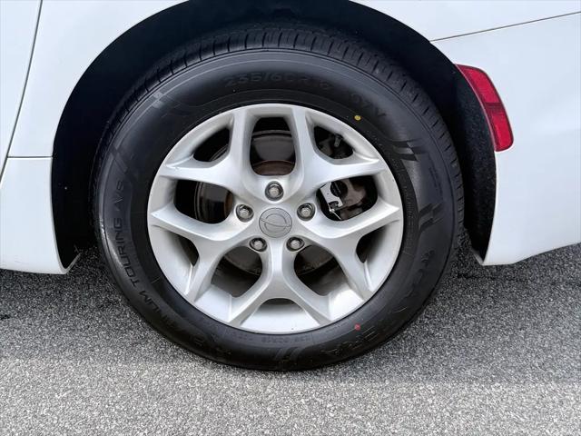 2020 Chrysler Pacifica 35th Anniversary Touring L