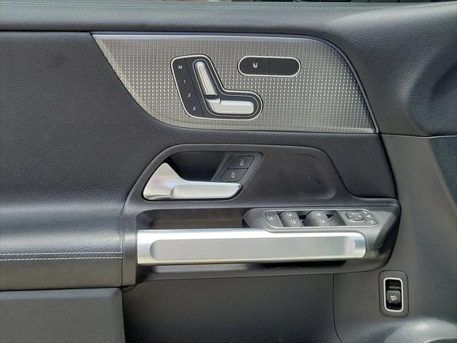 2023 Mercedes-Benz GLB GLB 250