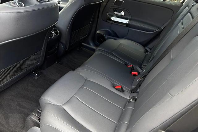 2023 Mercedes-Benz EQB 300 4MATIC