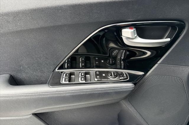 2022 Kia Niro EX Premium