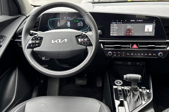2025 Kia Niro EX