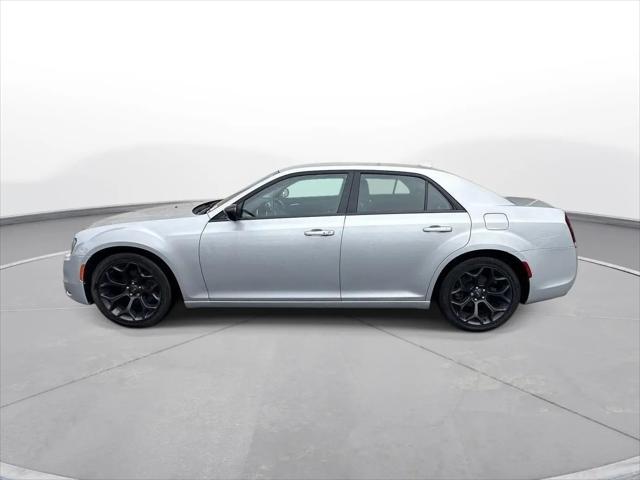 2019 Chrysler 300 Touring