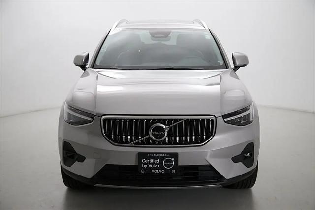 2023 Volvo XC40 B5 Ultimate Bright Theme