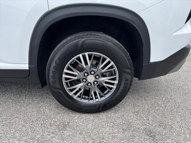 2025 Chevrolet Traverse FWD LT