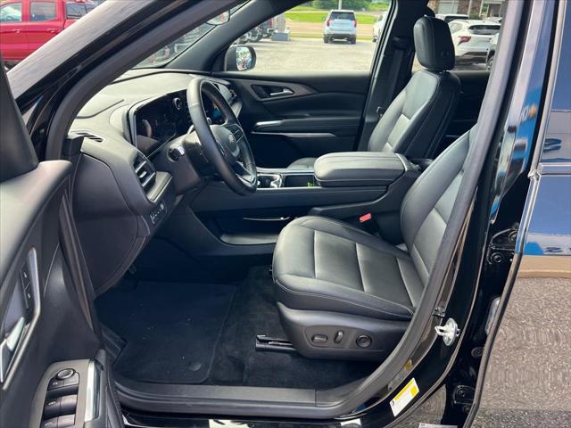 2025 Chevrolet Traverse AWD LT