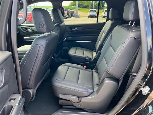 2025 Chevrolet Traverse AWD LT