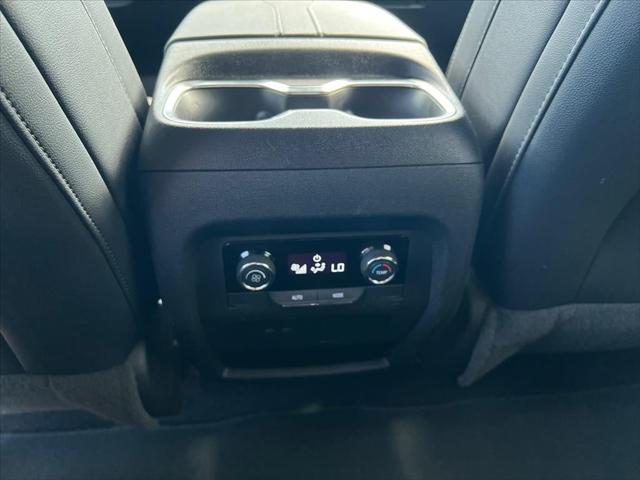2025 Chevrolet Traverse AWD LT