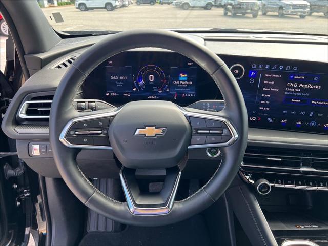 2025 Chevrolet Traverse AWD LT