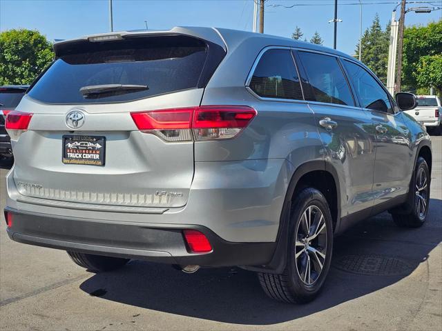 2019 Toyota Highlander LE