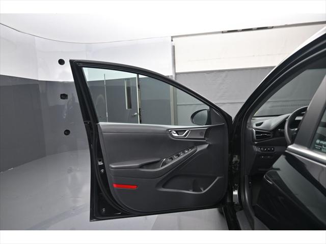 2022 Hyundai IONIQ Hybrid SEL