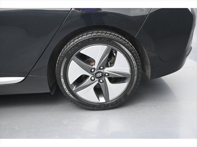 2022 Hyundai IONIQ Hybrid SEL