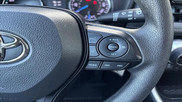 2022 Toyota RAV4 Hybrid LE