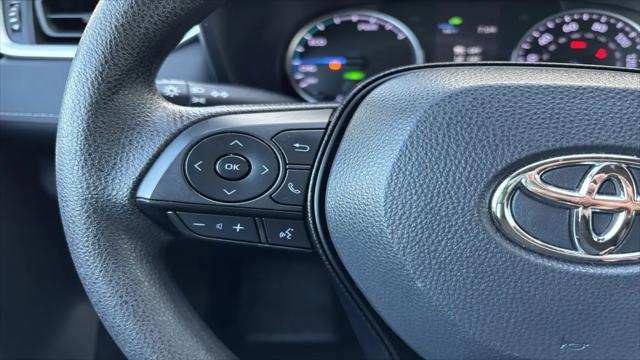 2022 Toyota RAV4 Hybrid LE