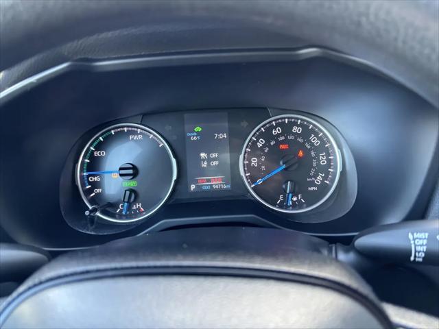 2022 Toyota RAV4 Hybrid LE