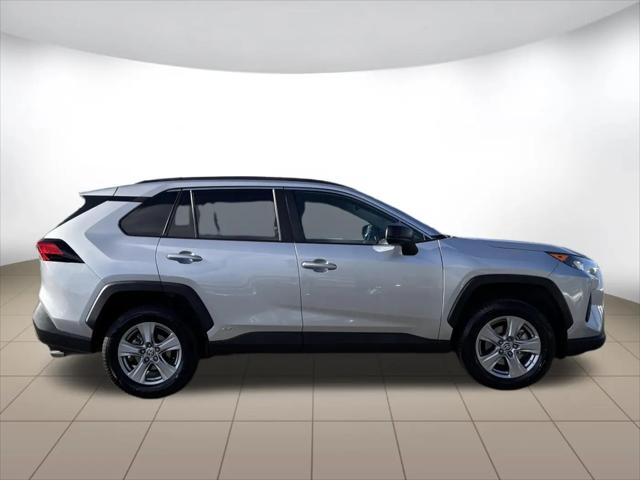 2022 Toyota RAV4 Hybrid LE