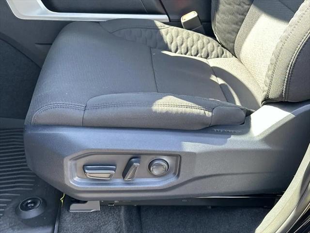 2026 Toyota Tundra SR5 CrewMax 5.5' Bed