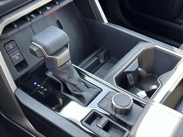 2026 Toyota Tundra SR5 CrewMax 5.5' Bed