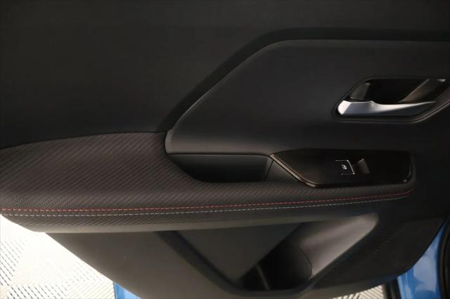 2025 Nissan Kicks SR FWD