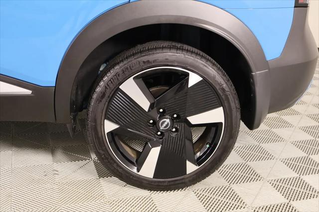 2025 Nissan Kicks SR FWD