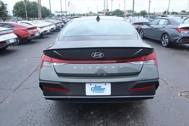 2026 Hyundai Elantra SEL Sport