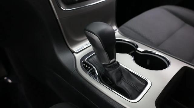 2019 Jeep Grand Cherokee Laredo 4x2