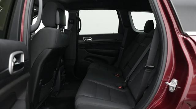 2019 Jeep Grand Cherokee Laredo 4x2