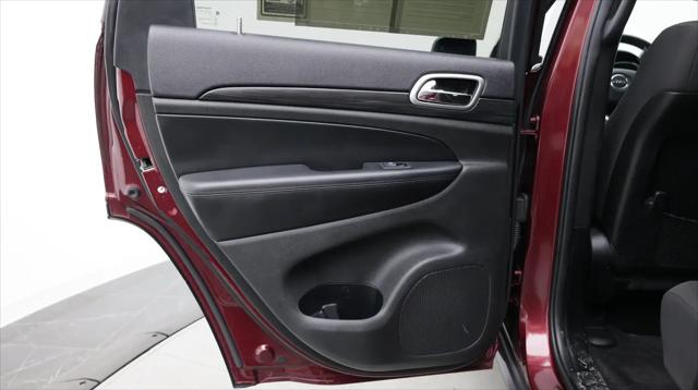 2019 Jeep Grand Cherokee Laredo 4x2