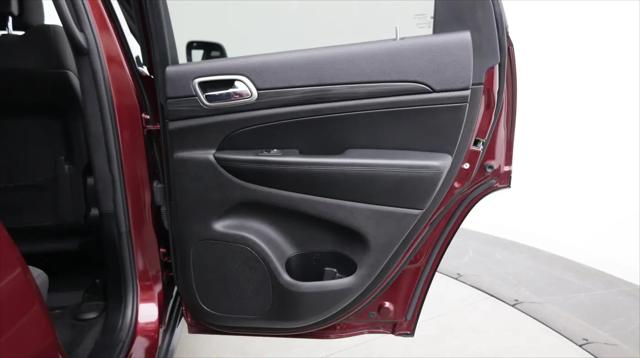 2019 Jeep Grand Cherokee Laredo 4x2