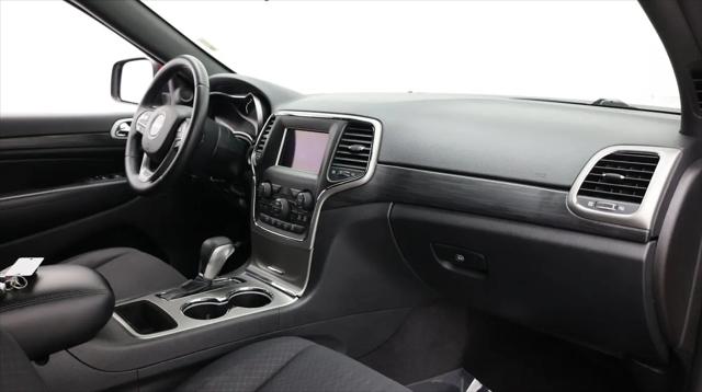 2019 Jeep Grand Cherokee Laredo 4x2