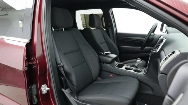 2019 Jeep Grand Cherokee Laredo 4x2