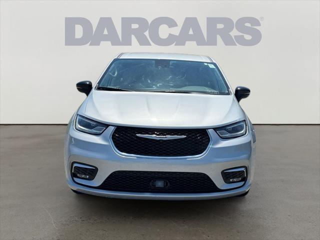 2024 Chrysler Pacifica Touring L 2024 Chrysler Pacifica Touring L