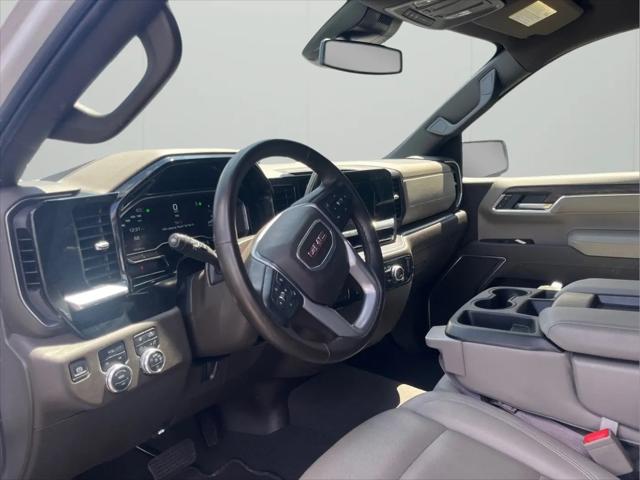 2025 GMC Sierra 1500 4WD Crew Cab Short Box SLT