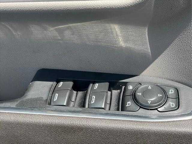 2025 GMC Sierra 1500 4WD Crew Cab Short Box SLT