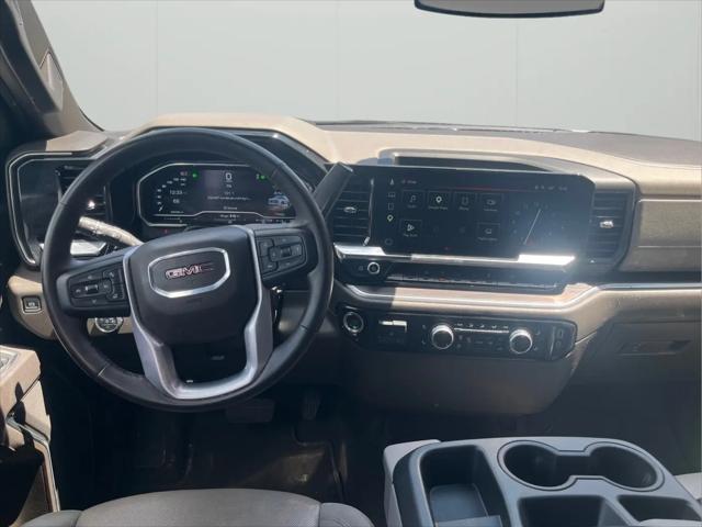 2025 GMC Sierra 1500 4WD Crew Cab Short Box SLT