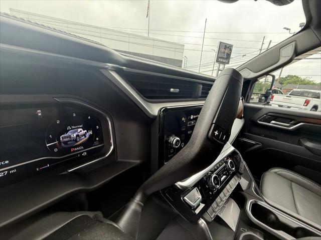 2024 GMC Sierra 2500HD 4WD Crew Cab Standard Bed Denali